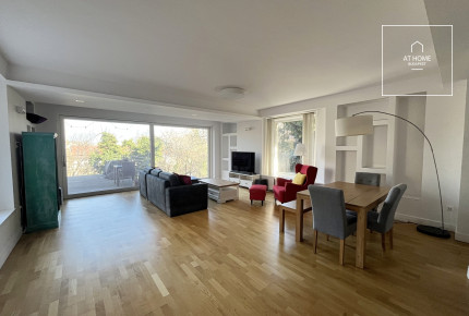 Luxury apartment with 3 bedrooms, a terrace, and a private garden in District XII