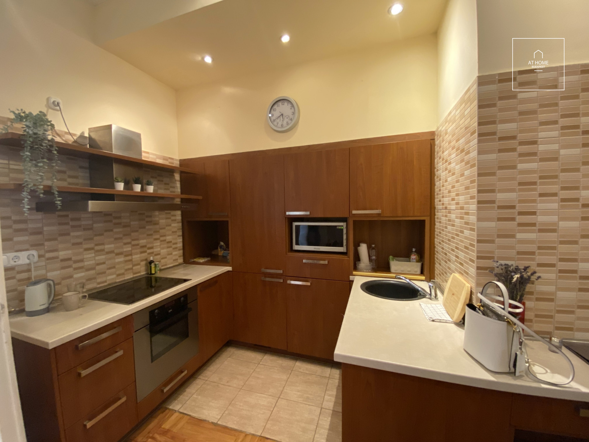 Elegant apartment for rent Budapest V. district Lipótváros