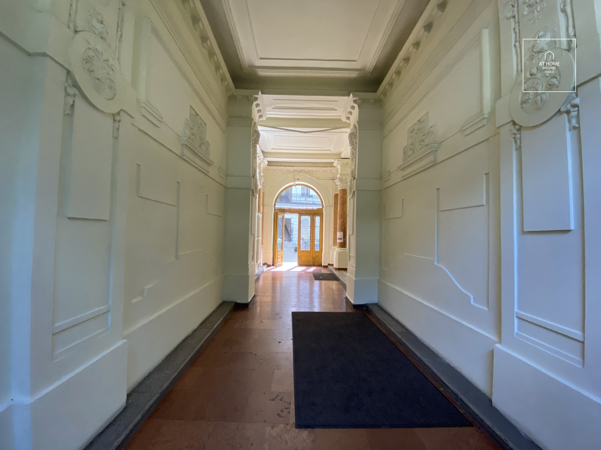 Elegant apartment for rent Budapest V. district Lipótváros