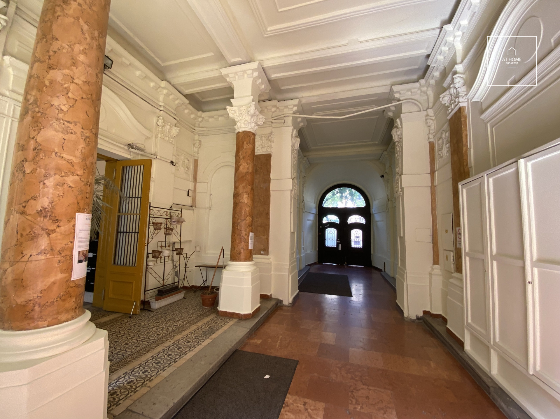 Elegant apartment for rent Budapest V. district Lipótváros