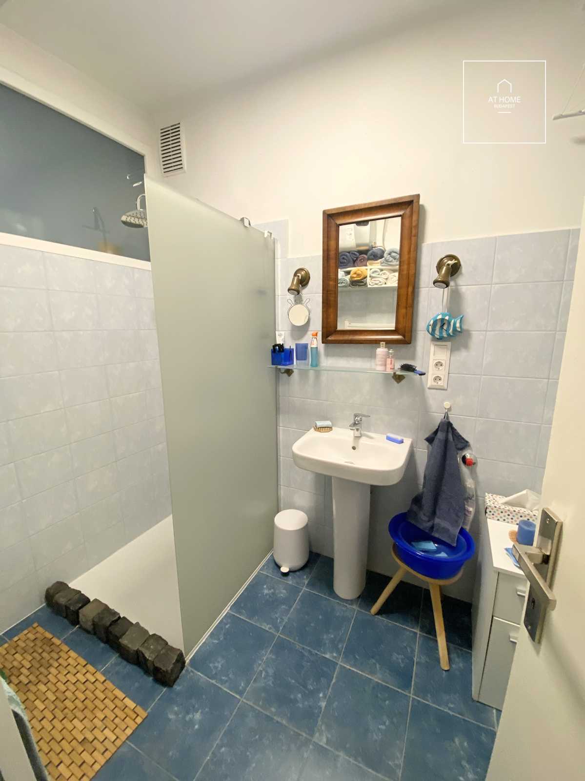 Two-bedroom apartment with excellent transport connections in District XII