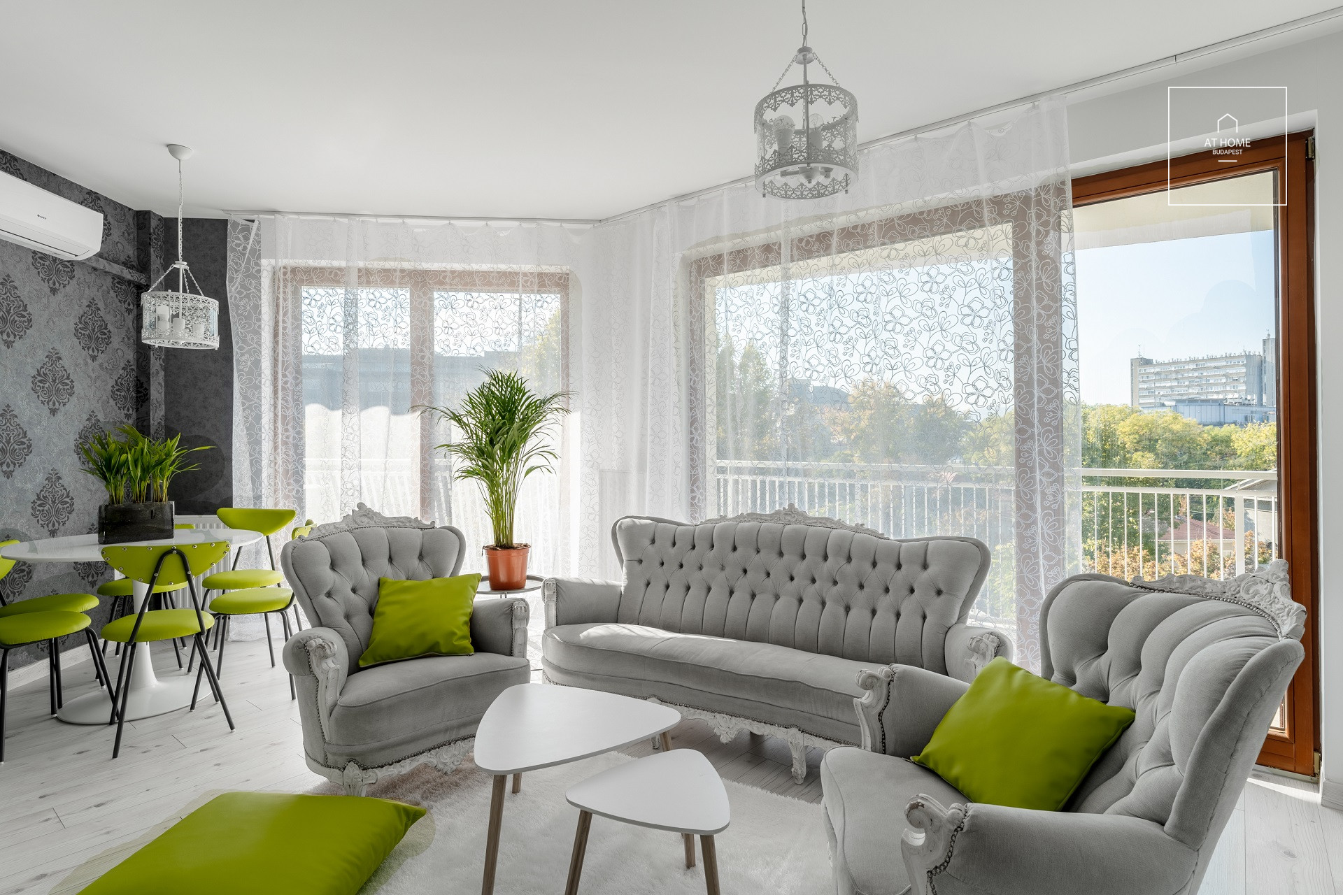 2 bedroom luxury apartment for rent in the 13th district of Budapest