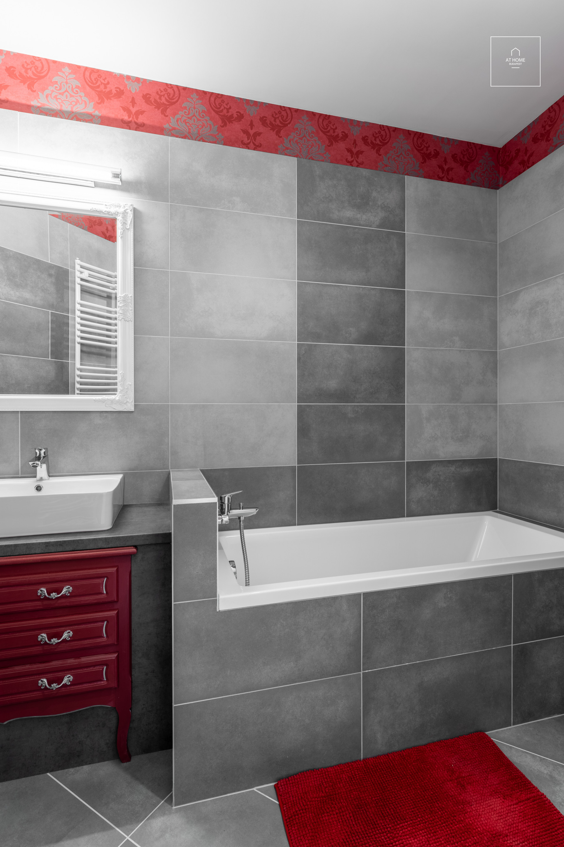 2 bedroom luxury apartment for rent in the 13th district of Budapest