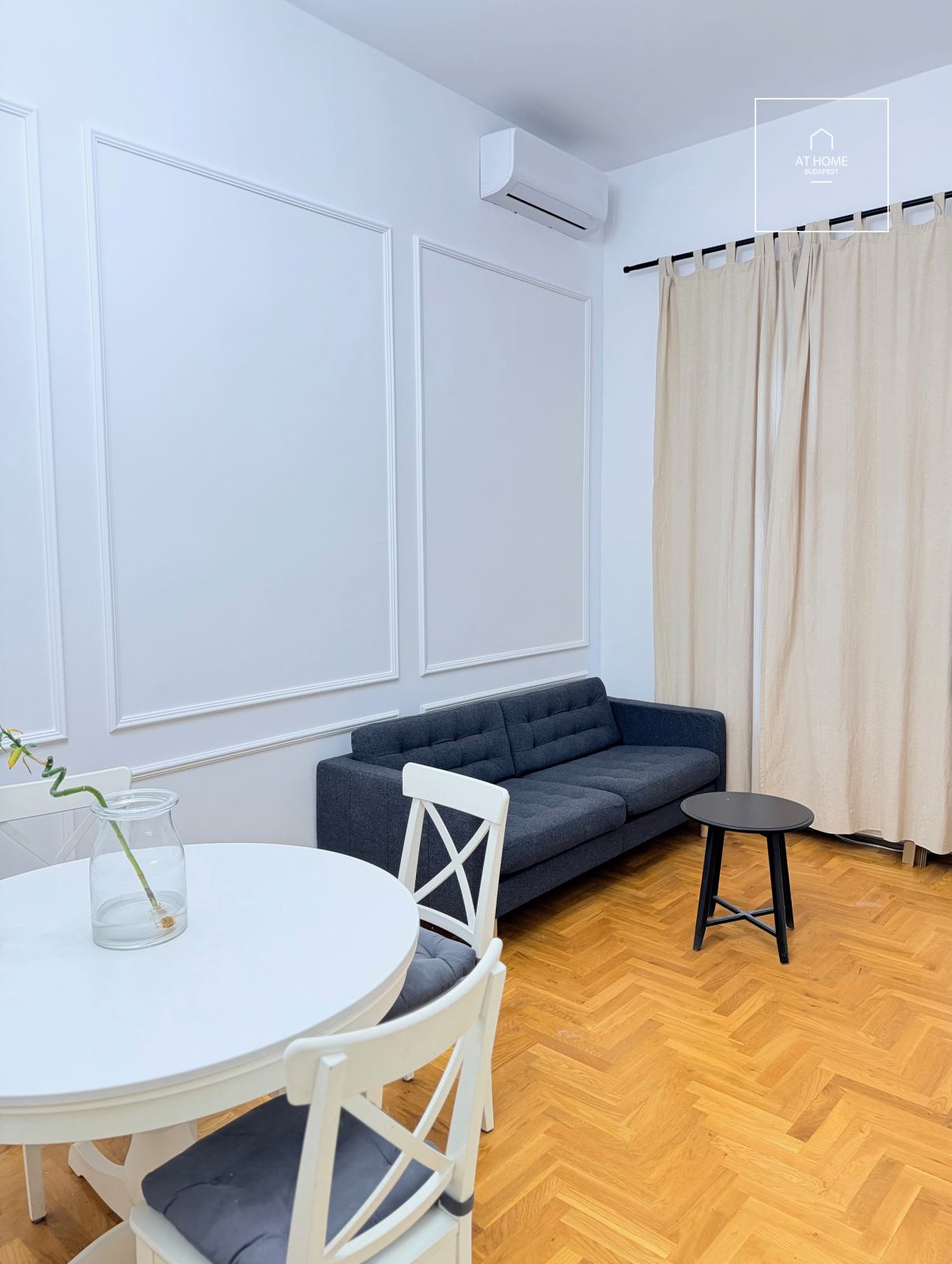 Two-bedroom, 64 sqm apartment in District VI, near Liszt Ferenc Square