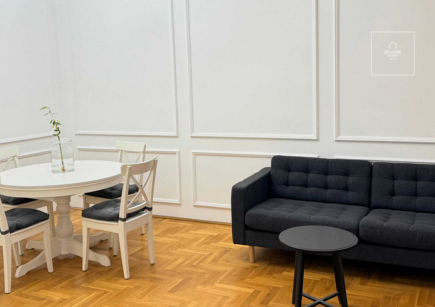 Two-bedroom, 64 sqm apartment in District VI, near Liszt Ferenc Square