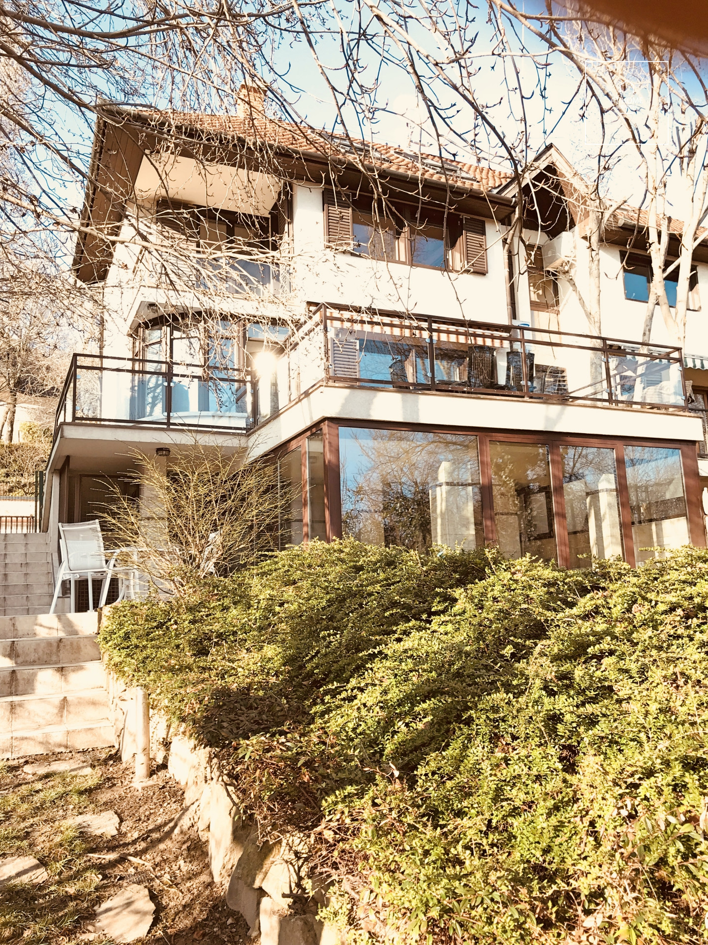 Elegant semi-detached house for rent Budapest XII. district, Mártonhegy