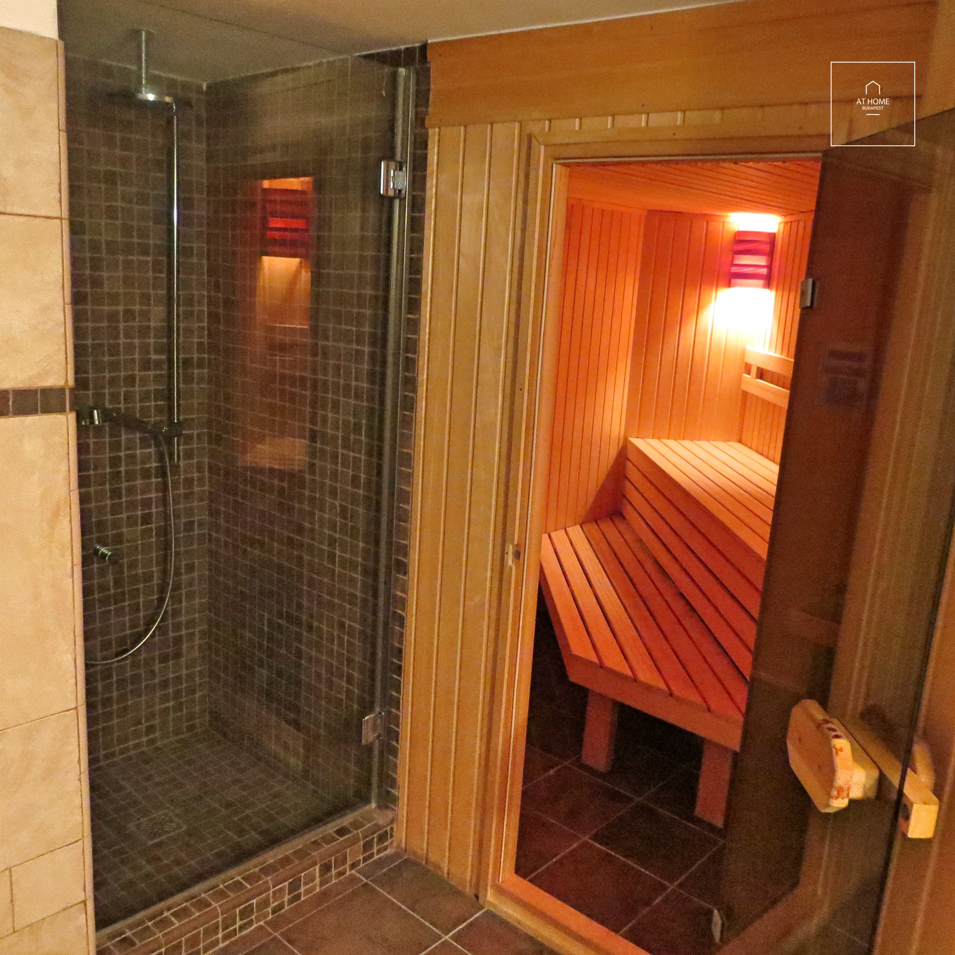 Elegáns ikerház kiadó Budapest XII. kerület, Mártonhegy