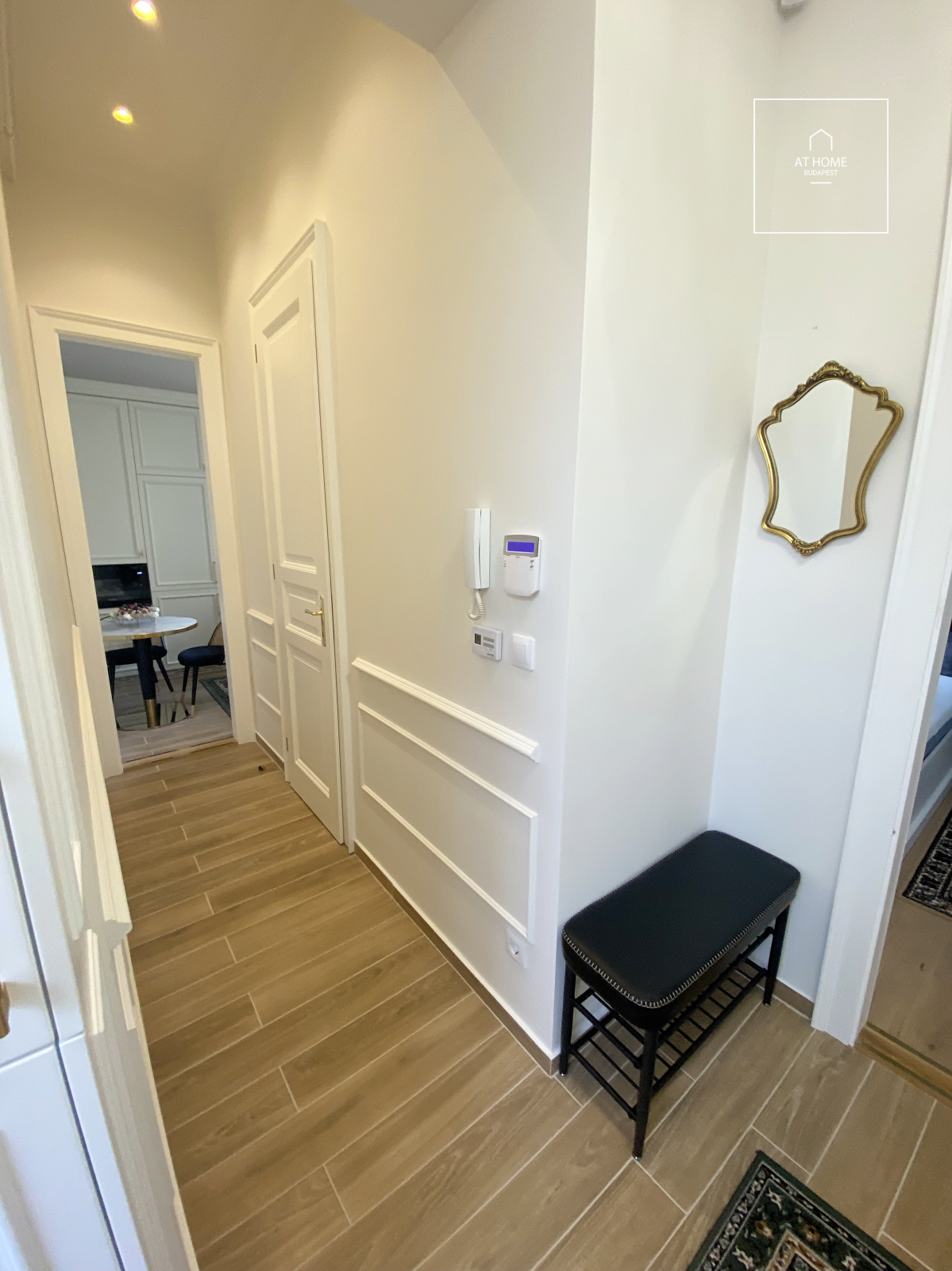 Renovated 47 sqm exclusive one-bedroom apartment in the Buda Castle District