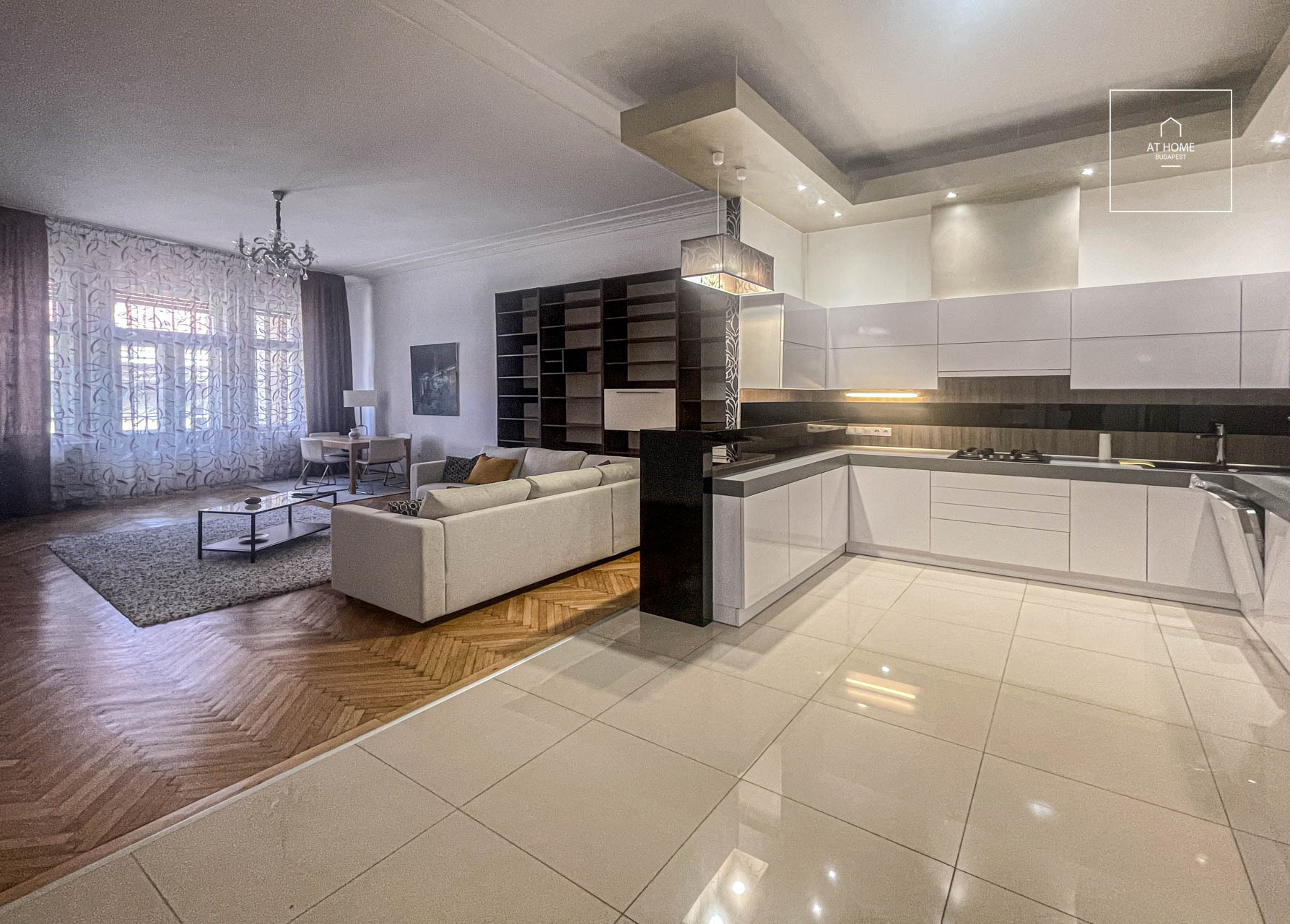 Two bedroom apartment for rent Budapest V. district Downtown