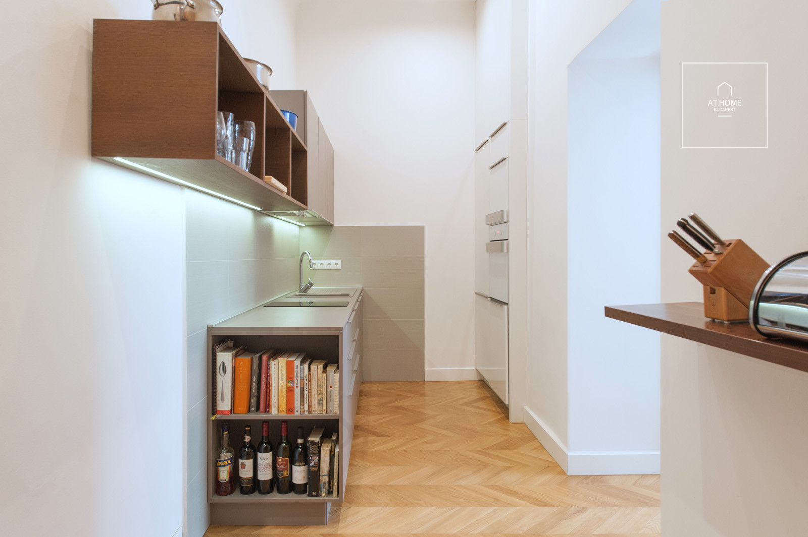 Elegant apartment for rent in Budapest V. district, Downtown