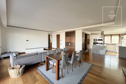 Four-bedroom ground-floor apartment with a 30 sqm panoramic terrace in Budapest’s 12th district