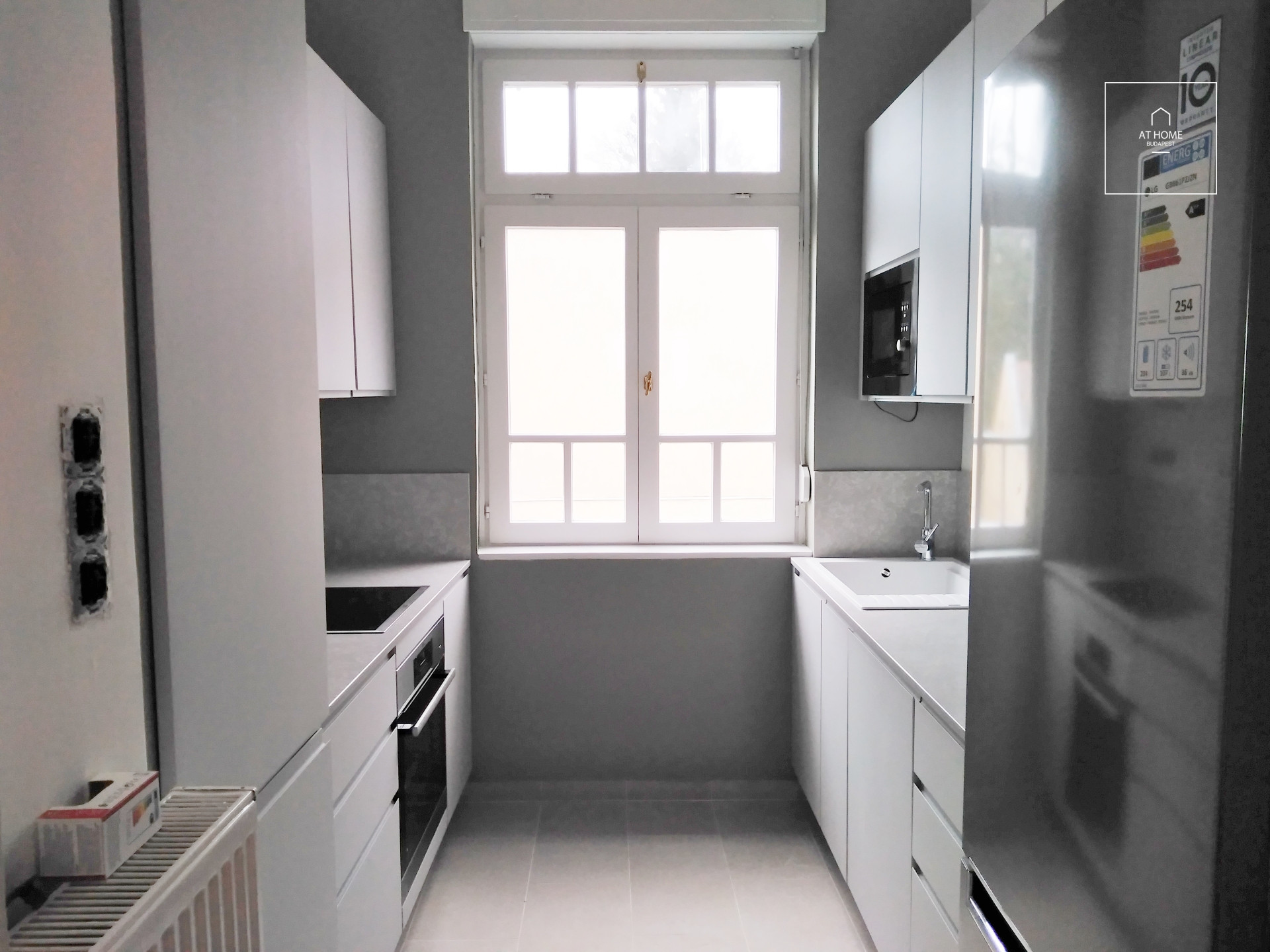 Beautiful panoramic 3-bedroom apartment for rent in the 1st district