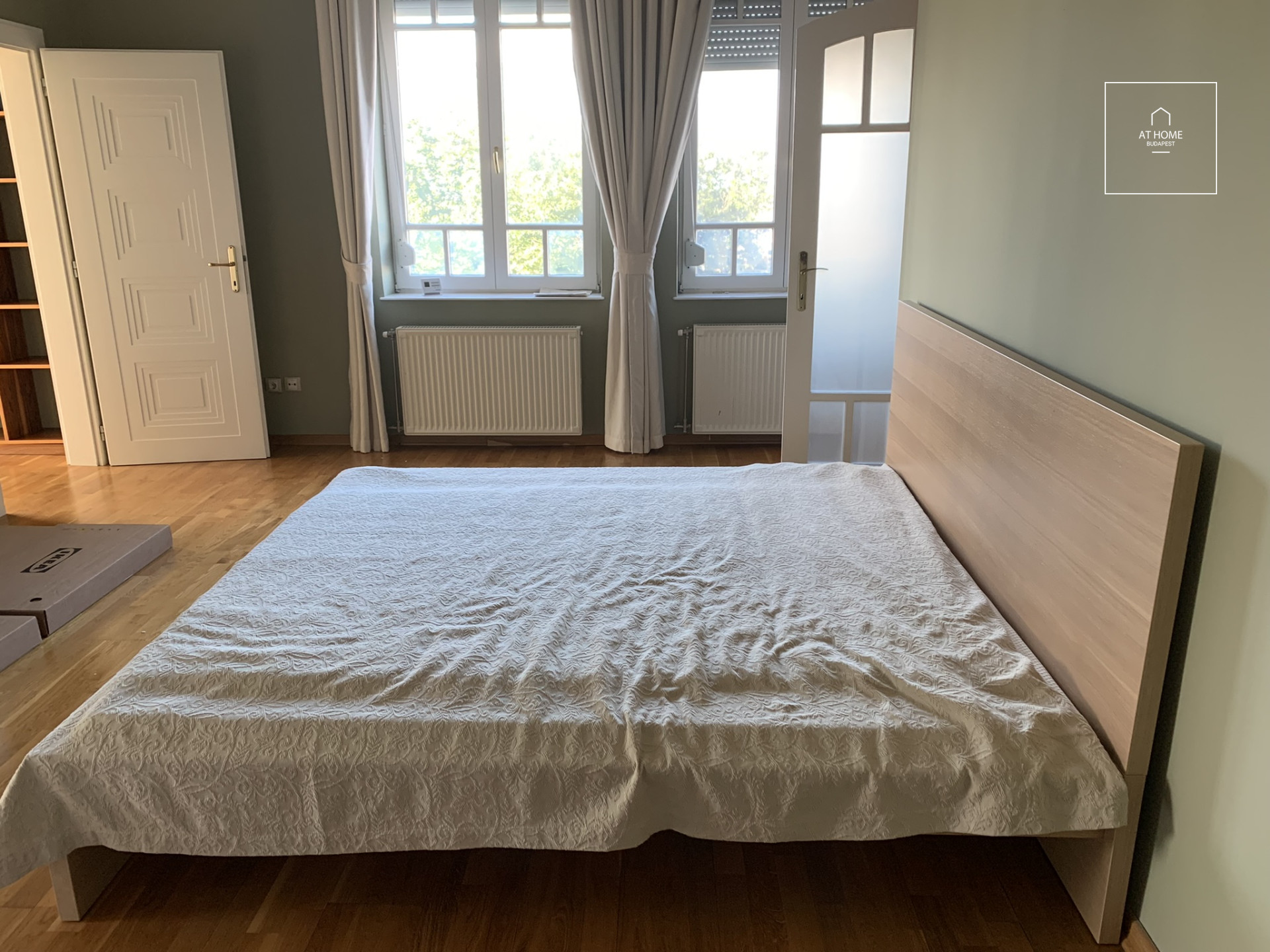 Beautiful panoramic 3-bedroom apartment for rent in the 1st district