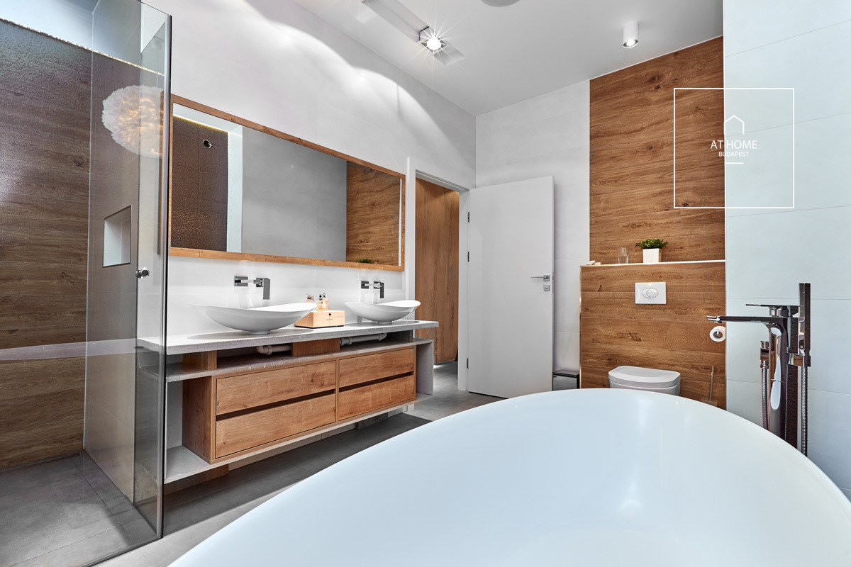 Panoramic 114 sqm penthouse apartment with terrace on Gellért Hill