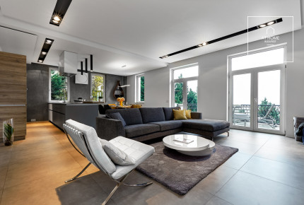 Panoramic 114 sqm penthouse apartment with terrace on Gellért Hill