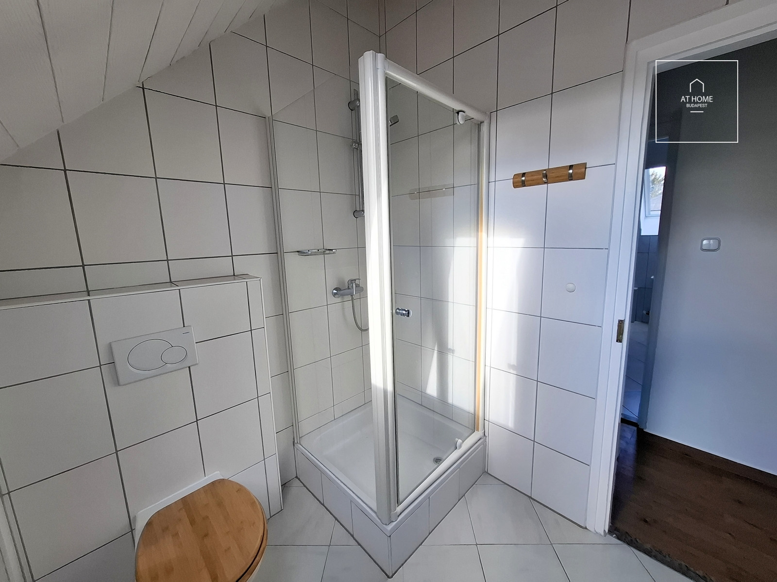 Spacious Family Home for Sale in a Quiet Area of Budapest’s 2/A District