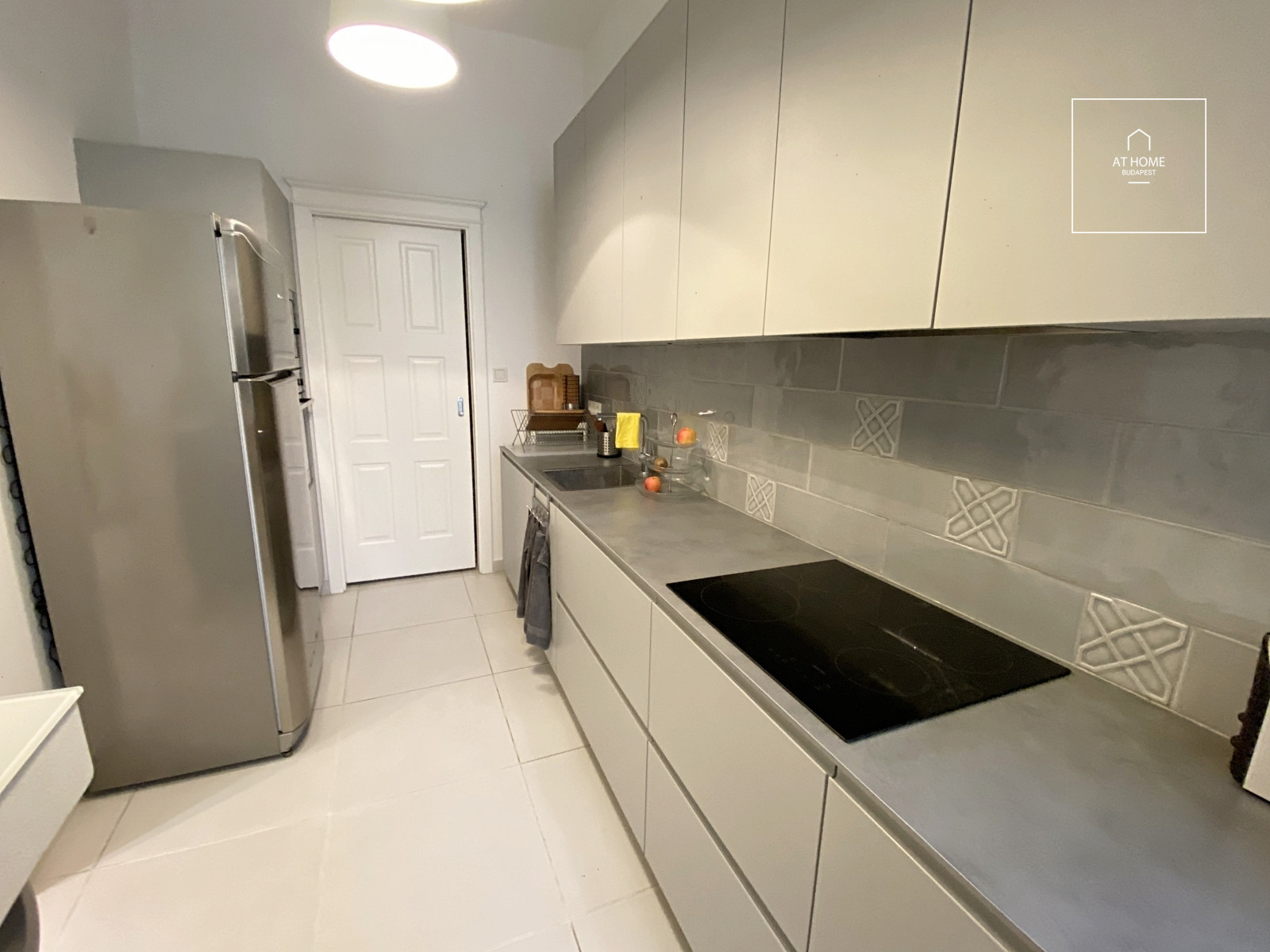 Elegant apartment with panoramic views of the Danube Budapest V. district, Lipótváros