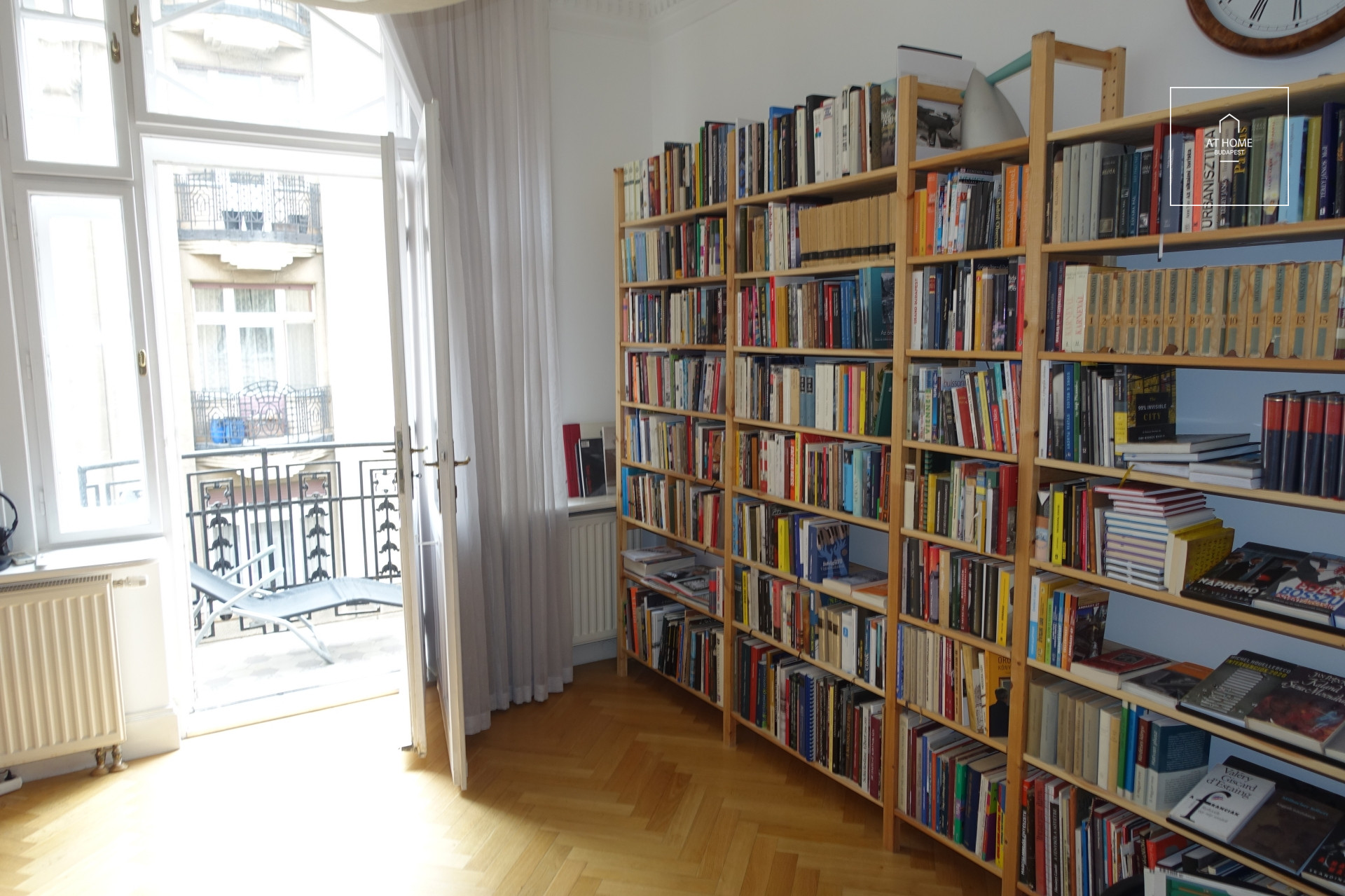 Elegant apartment with panoramic views of the Danube Budapest V. district, Lipótváros