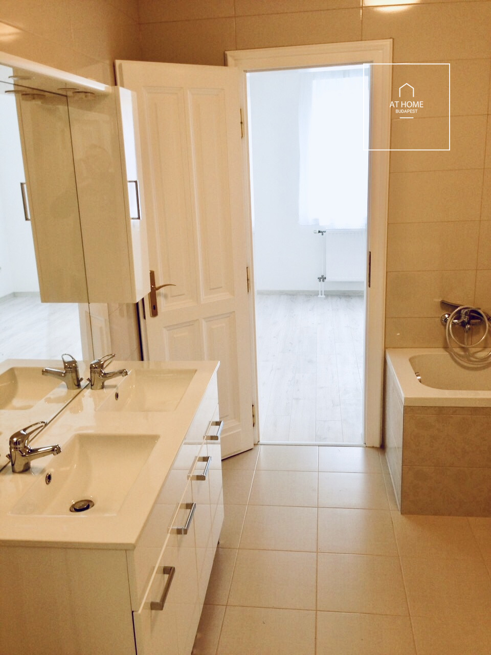 Refurbished apartment for rent in the II. district