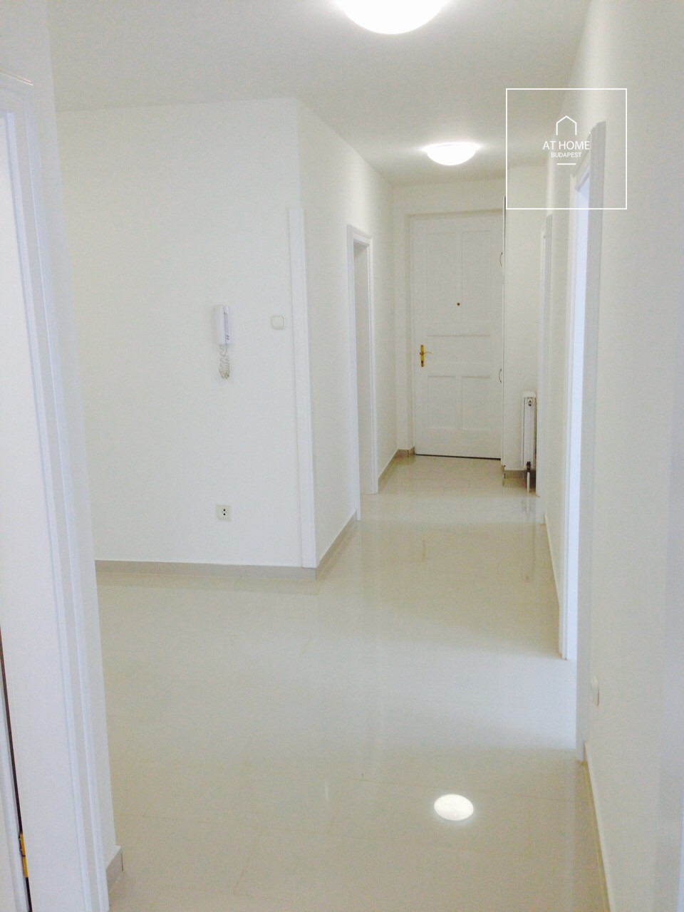 Refurbished apartment for rent in the II. district