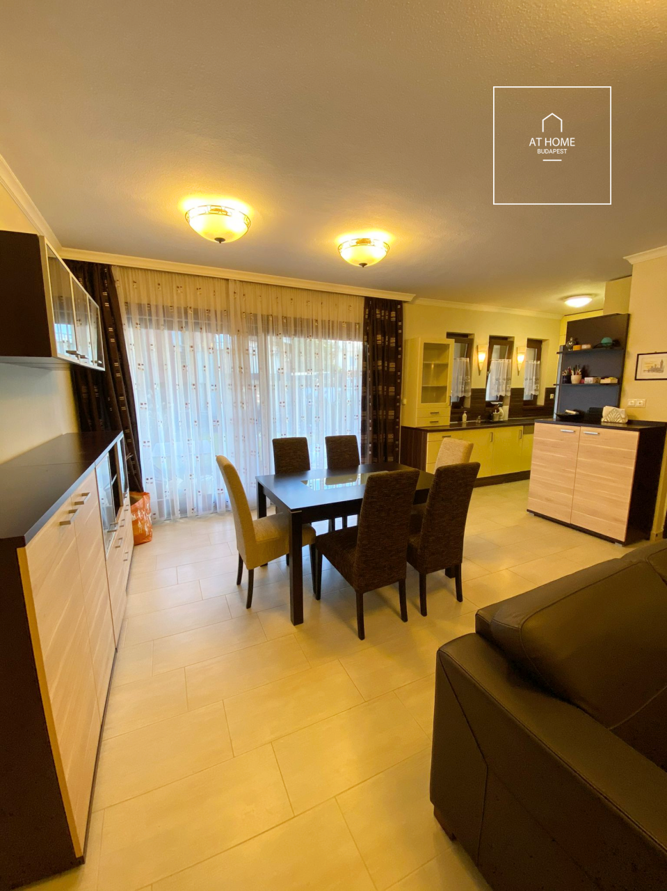 91 sqm ground-floor apartment with garden access, 2 bedrooms, located in District II, Újlak