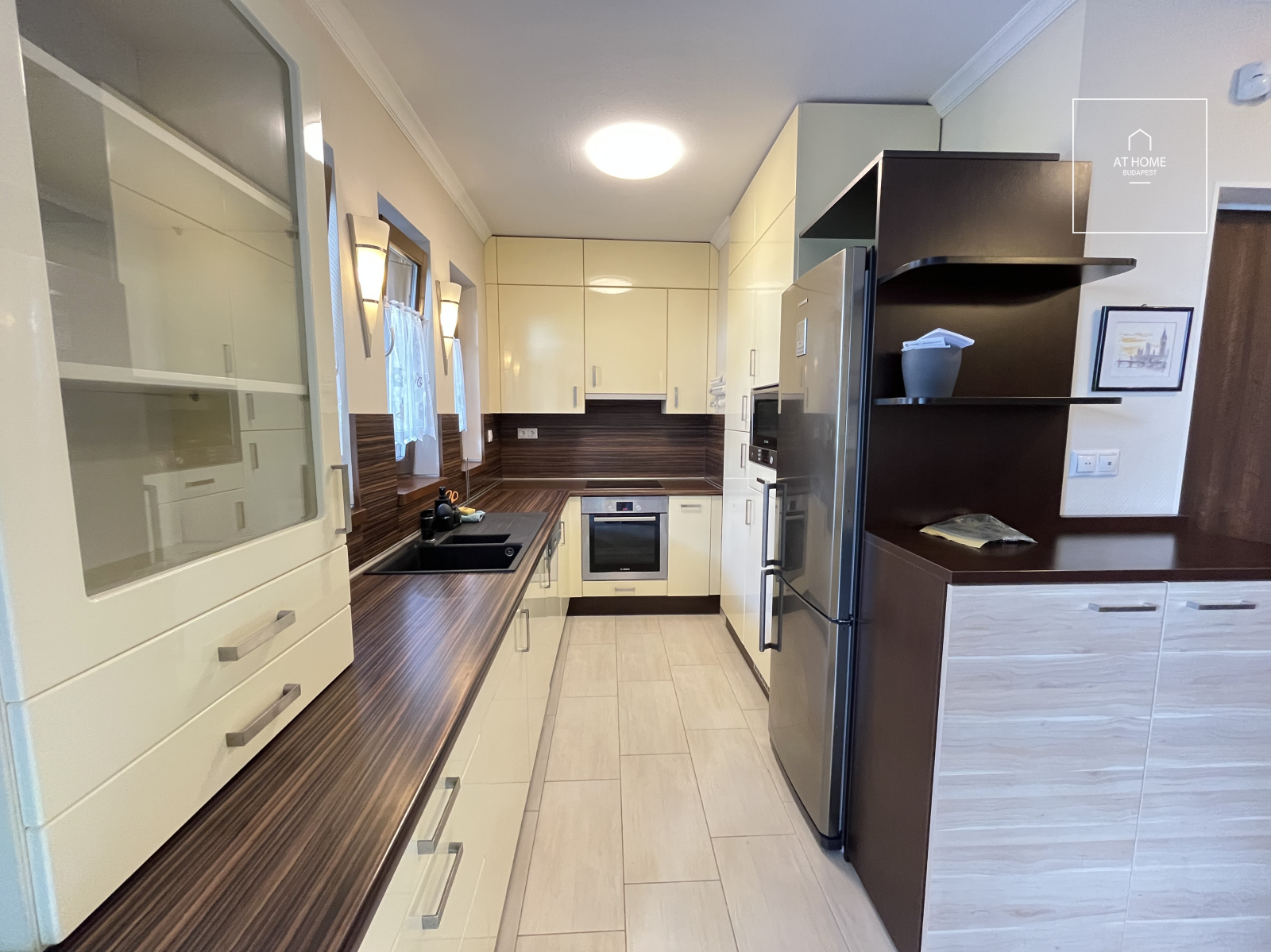 91 sqm ground-floor apartment with garden access, 2 bedrooms, located in District II, Újlak