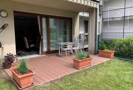 91 sqm ground-floor apartment with garden access, 2 bedrooms, located in District II, Újlak