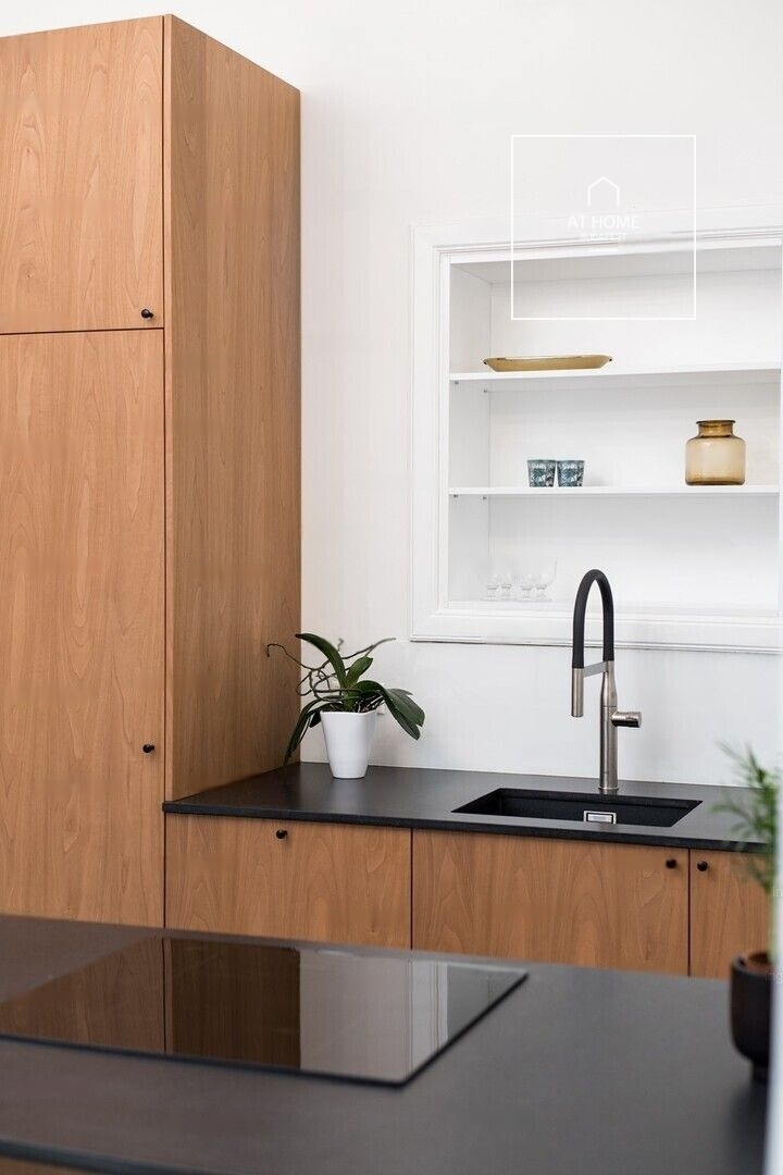 Renovated 2-bedroom classic-style apartment in District XIII, Újlipótváros