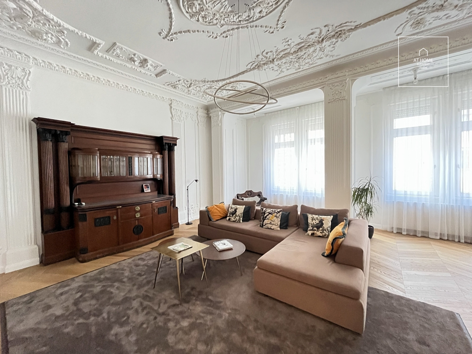 Renovated 2-bedroom classic-style apartment in District XIII, Újlipótváros