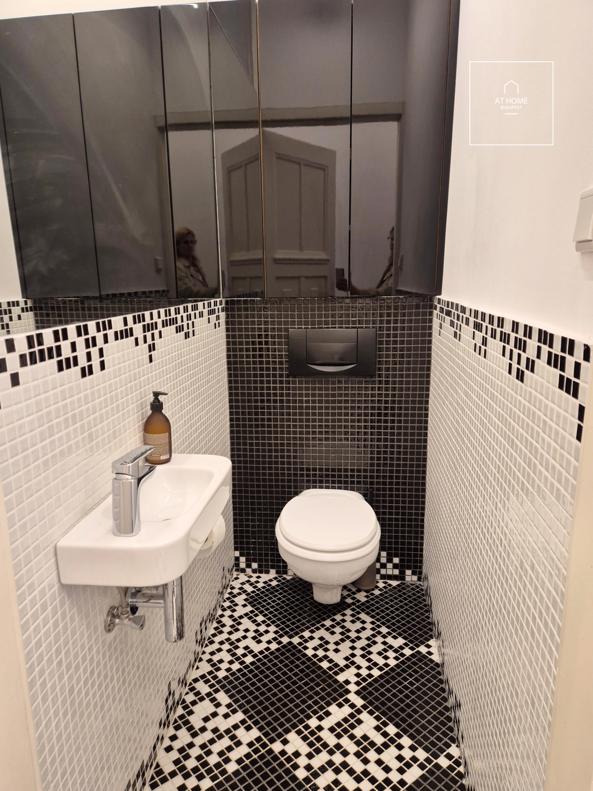 Two-bedroom premium apartment with panorama District 5, Budapest