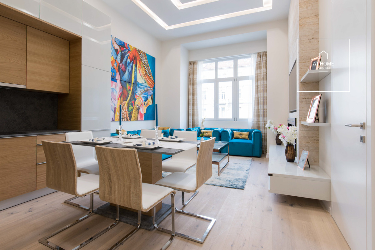 Premium apartment for sale in the heart of Budapest’s 5th district, in Lipótváros.