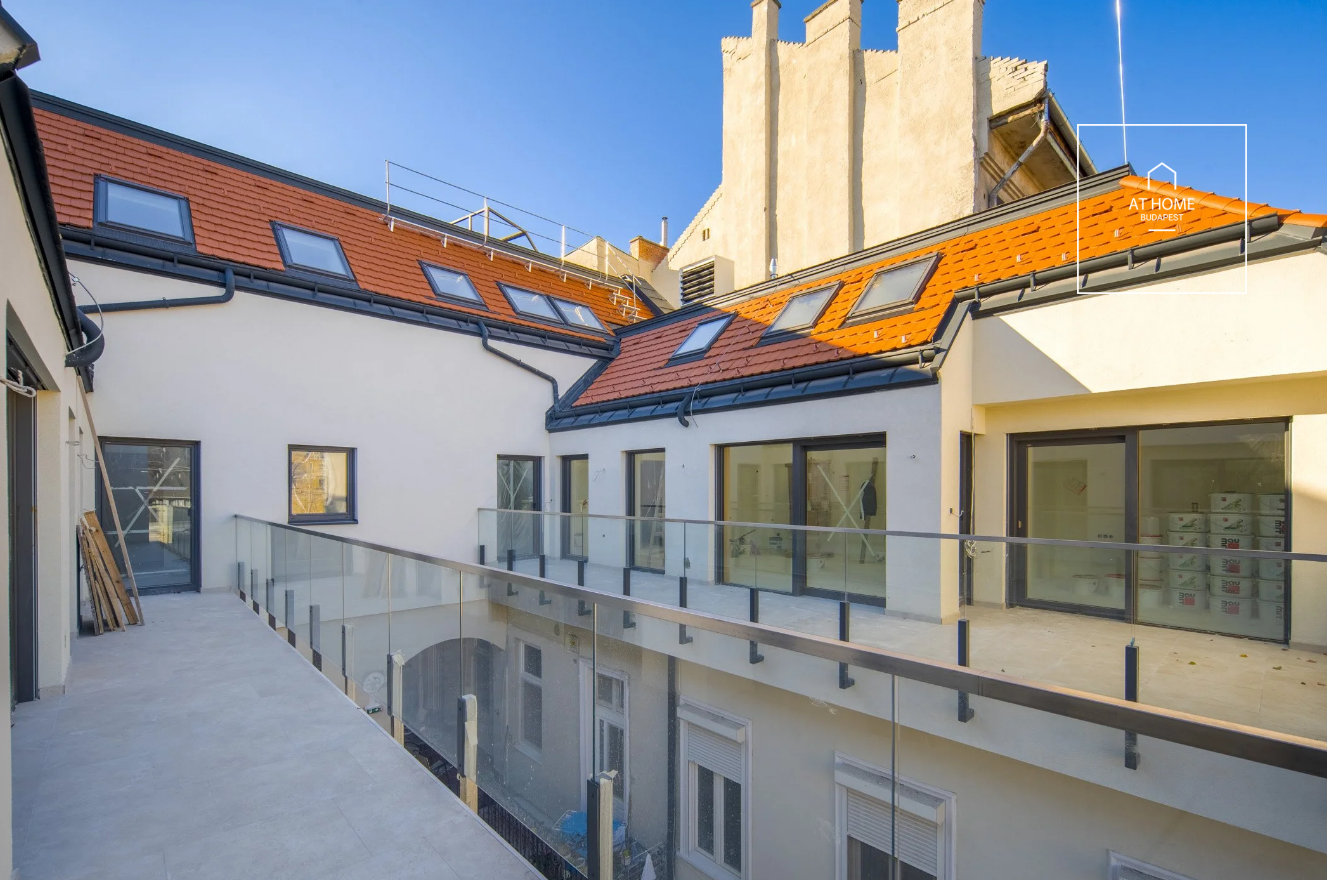 Newly built, premium three-bedroom apartment with a terrace in downtown Budapest