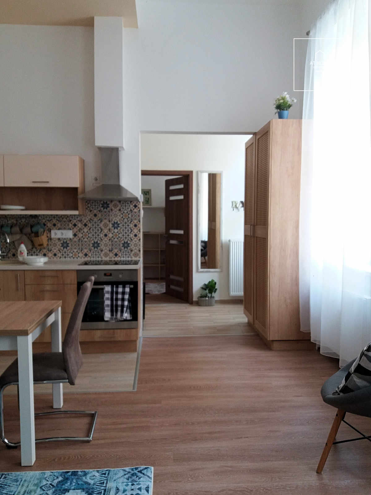 Excellent location 56 sqm two-bedroom apartment in the 9th district