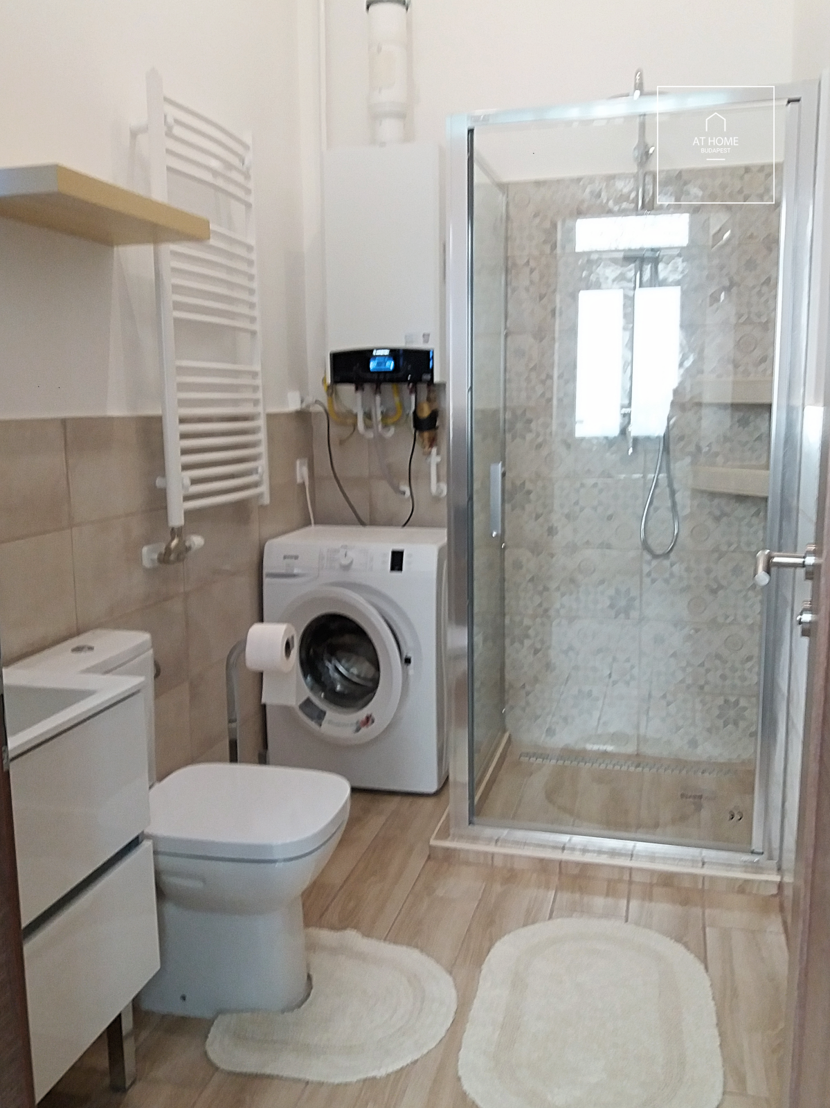 Excellent location 56 sqm two-bedroom apartment in the 9th district