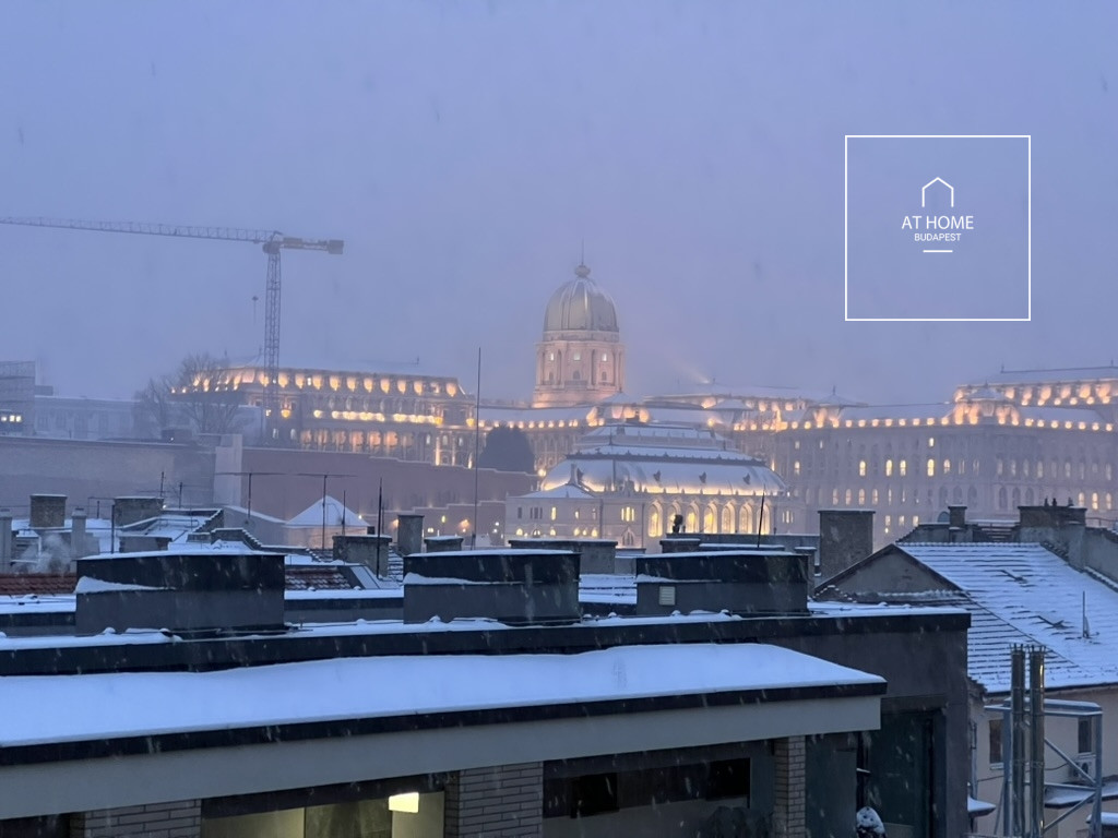 Newly built 59 sqm penthouse apartment with a 27 sqm terrace in the 1st district