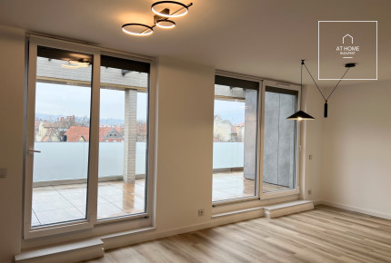 Újépítésű 59 nm-es penthouse lakás 27 nm-es terasszal az I. kerületben