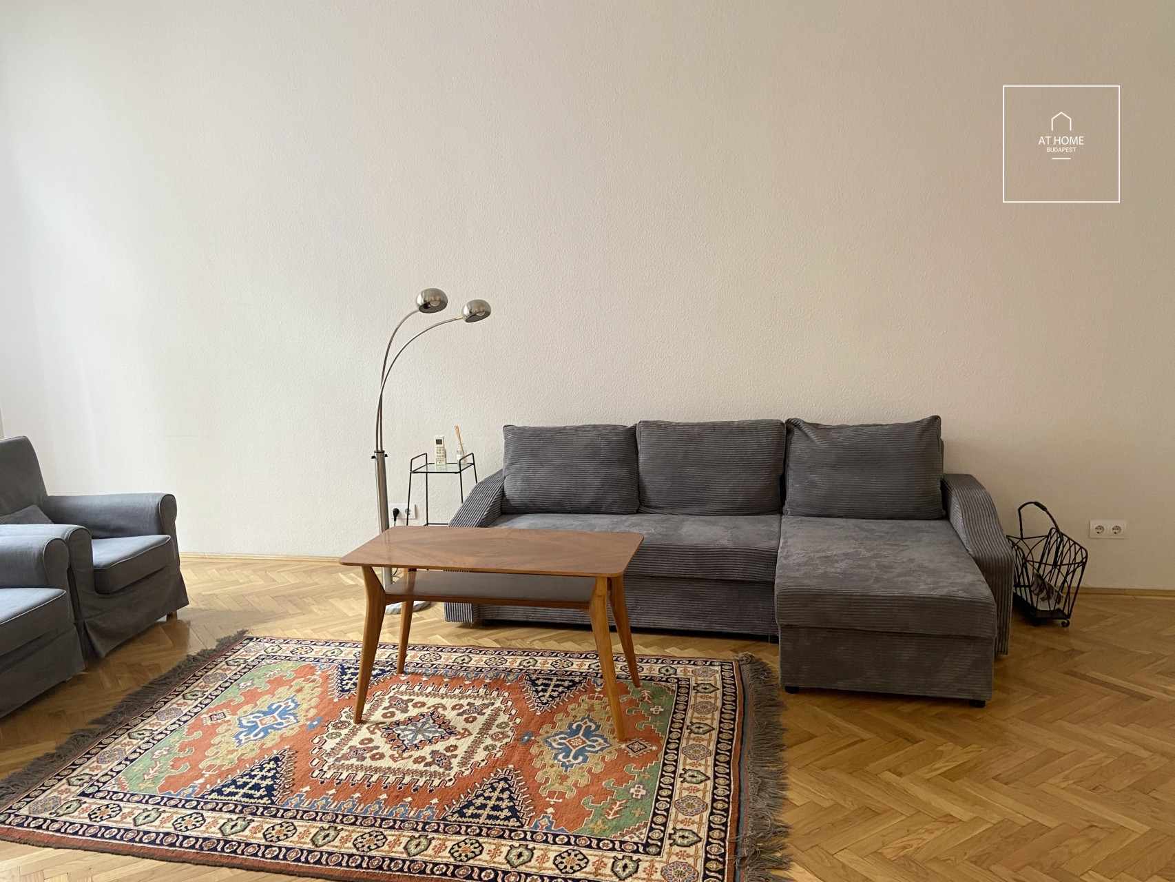 Refurbished premium apartment for rent Budapest V. district, Belváros