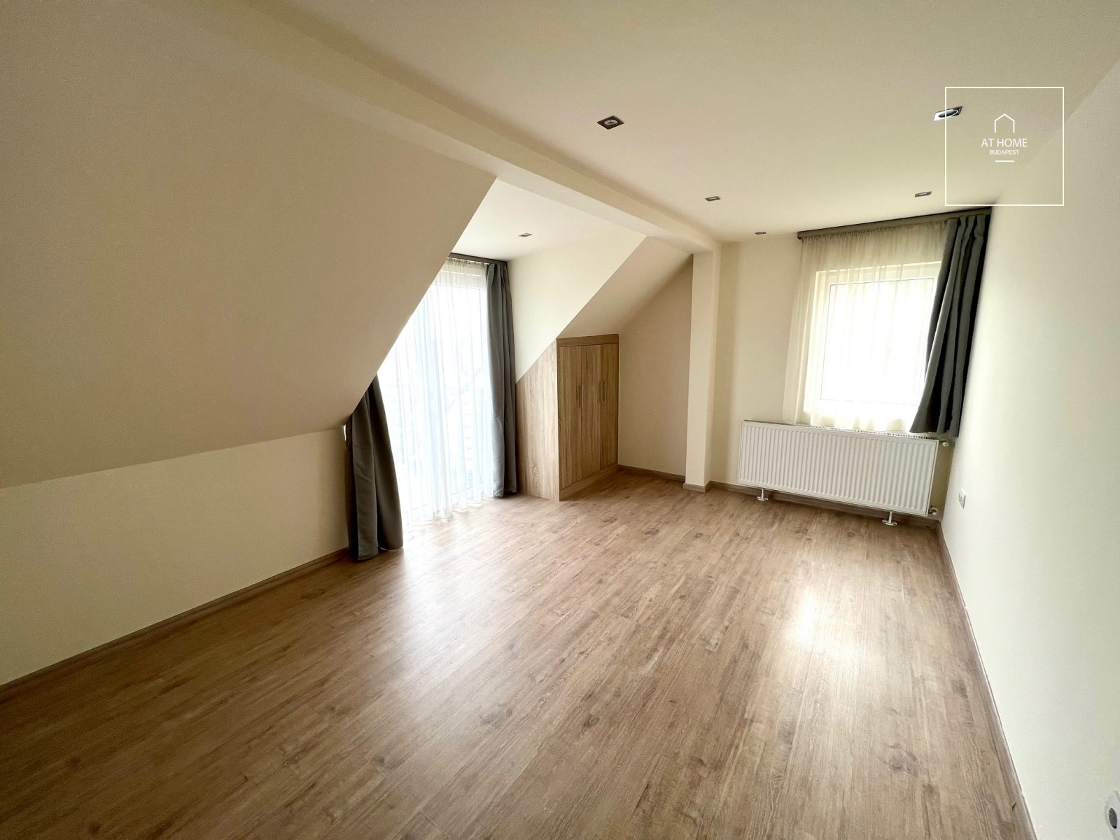 Önálló családi ház kiadó Budapest II. kerület Pálvölgy