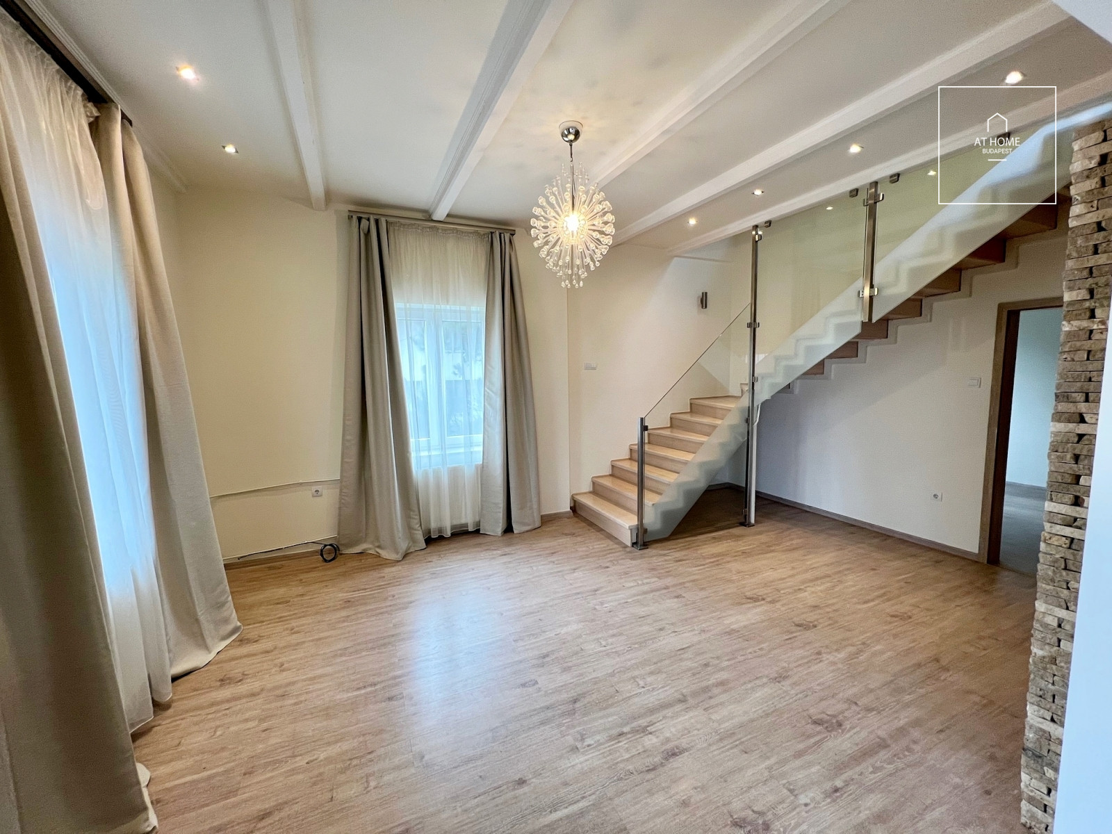 Detached family house for rent Budapest II. district Pálvölgy