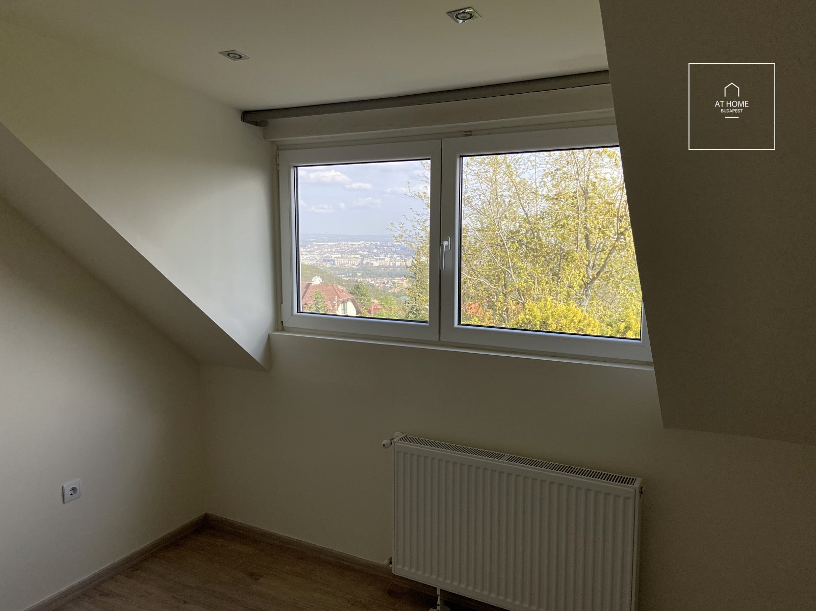 Detached family house for rent Budapest II. district Pálvölgy