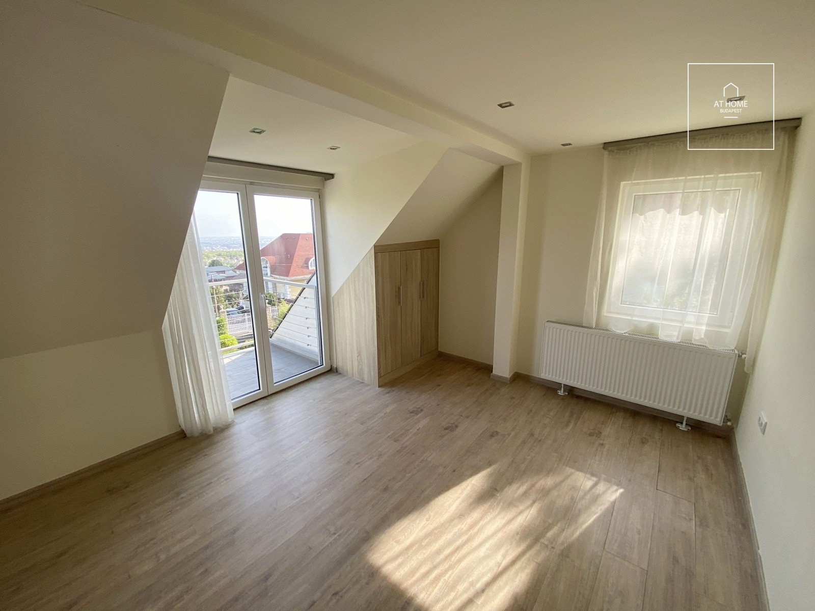 Detached family house for rent Budapest II. district Pálvölgy