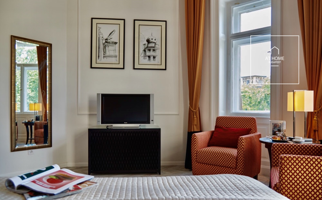 Beautiful 2-Bedroom Luxurious Apartment in District VI, Terézváros