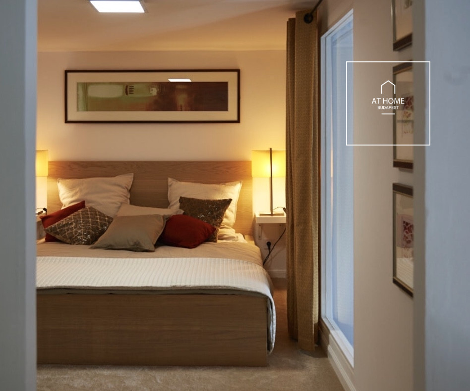 Beautiful 2-Bedroom Luxurious Apartment in District VI, Terézváros