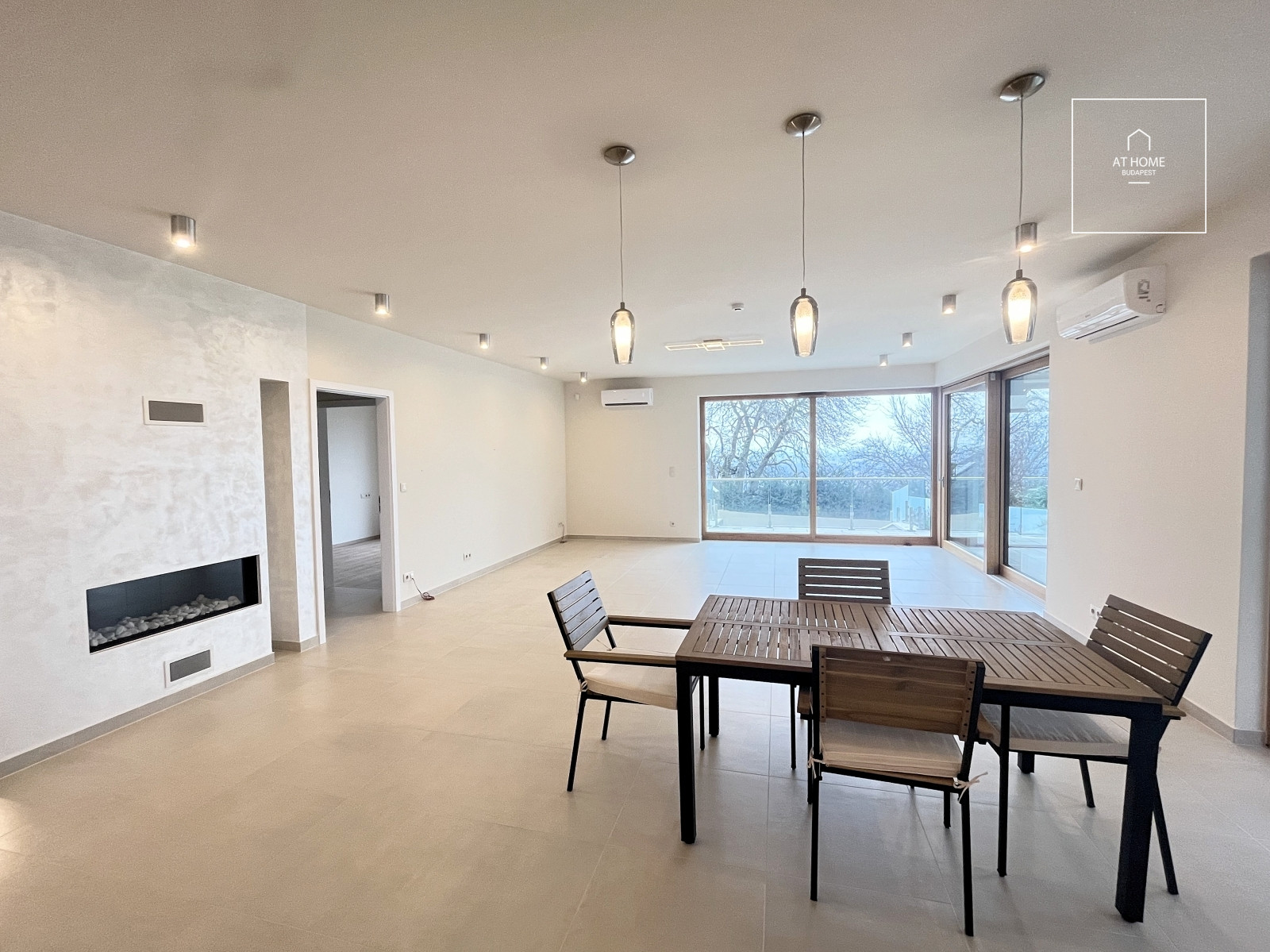 Newly built 182 sqm three-story semi-detached house with a 200 sqm garden in Budapest’s 3rd District, Táborhegy