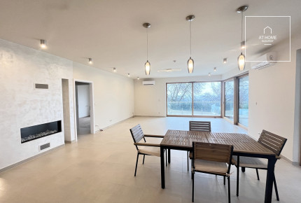 Newly built 182 sqm three-story semi-detached house with a 200 sqm garden in Budapest’s 3rd District, Táborhegy