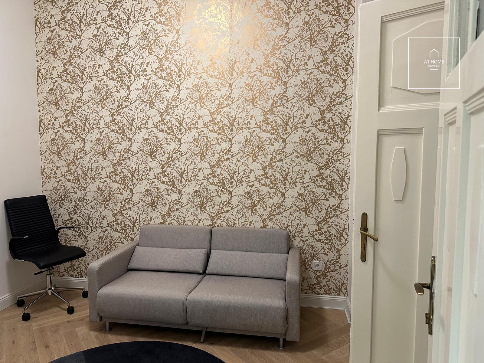 Three-bedroom luxury apartment in the 5th district of Budapest, Lipótváros