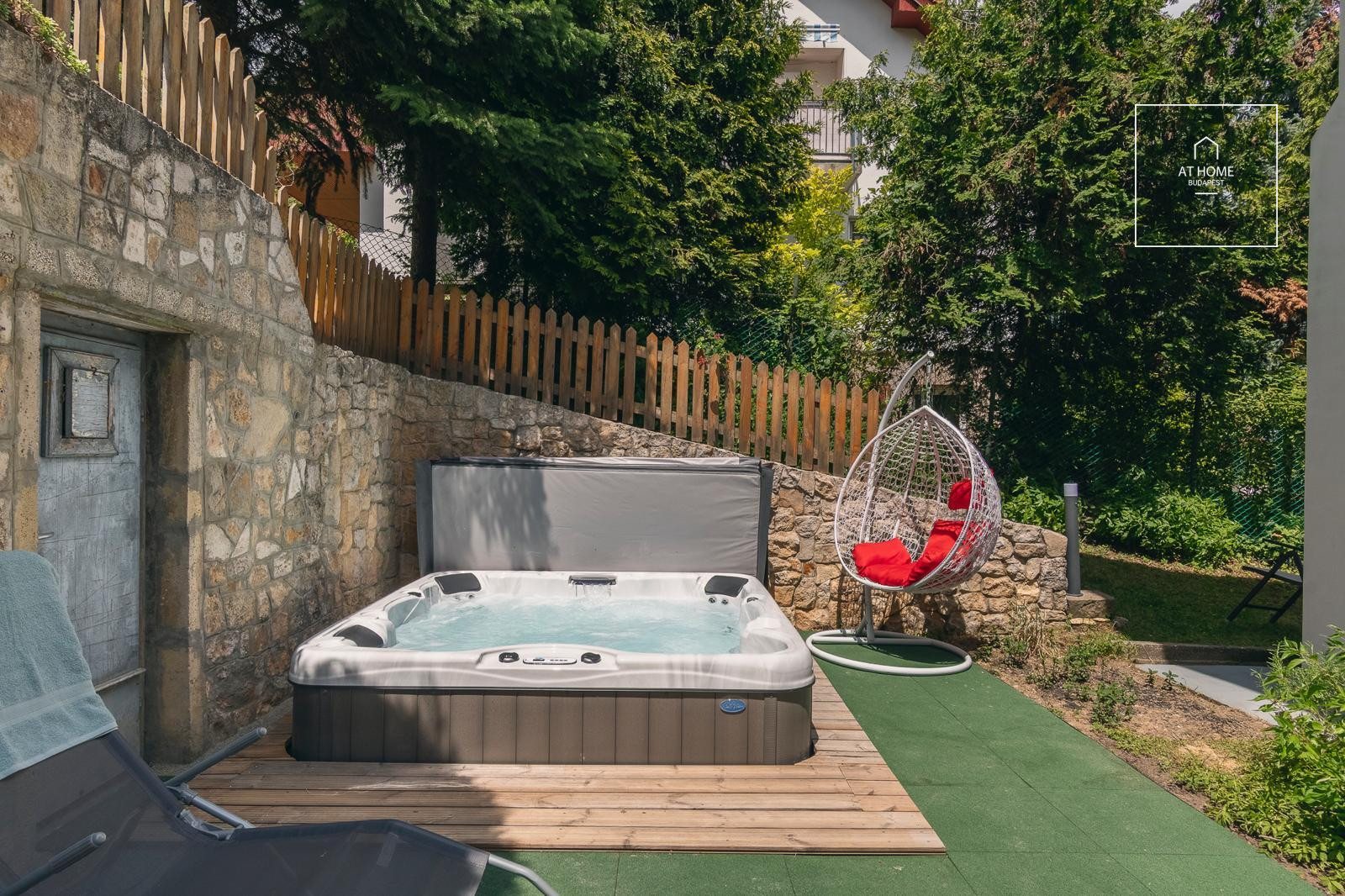 300 nm-es önálló családi ház Budapest III. kerület, Remetehegy