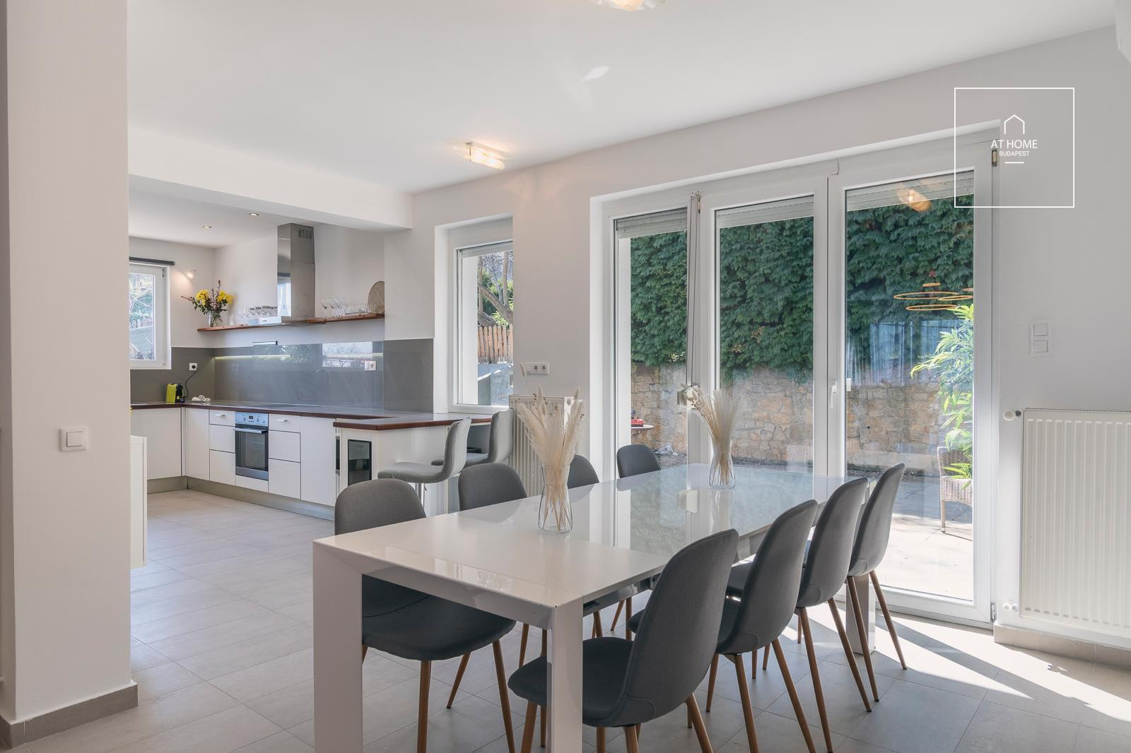 Charming detached house in Budapest, 3rd district, Remetehegy