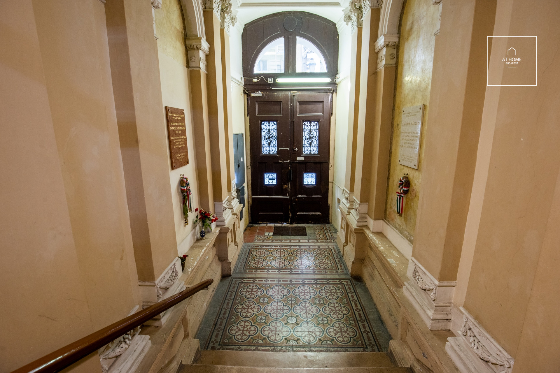 Luxury apartment for rent in the heart of the city center of Budapest, District V