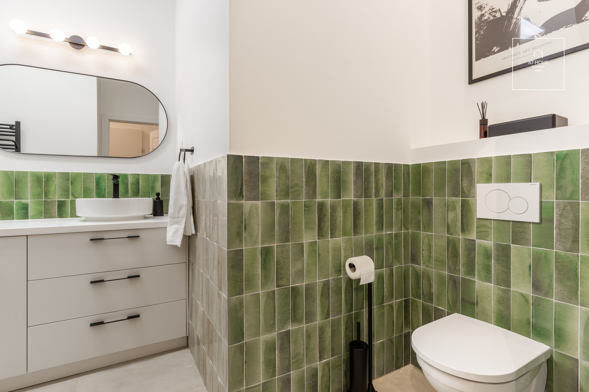 Luxury apartment for rent in the heart of the city center of Budapest, District V